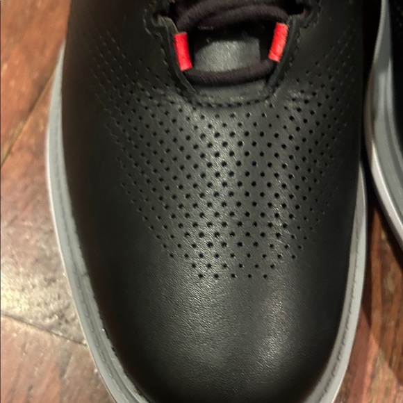 Nike Jordan Black and Red Athletic Golf Shoes - Picture 7 of 16